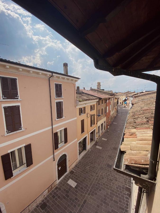 Antico Borgo Lägenhet Desenzano del Garda Exteriör bild